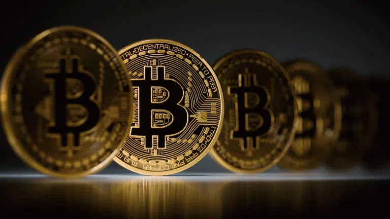 Bitcoin 8.100 Dolar Seviyesine Geriledi
