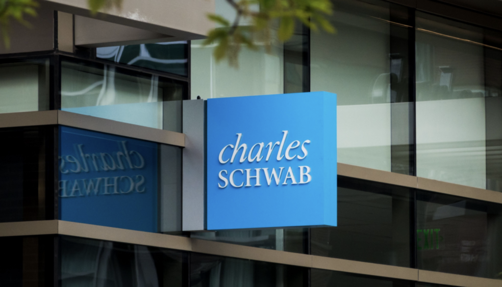 Charles Schwab, Who Started the Countdown for Bitcoin (BTC) and Ethereum (ETH) Trading, is Expanding His Business! Another Step Has Been Taken!
